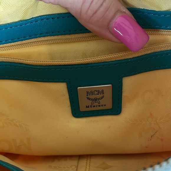 MCM small white and blue shoulder bag. - Picture 5 of 11